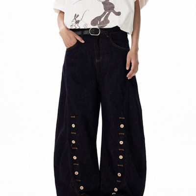 Loose fit scimitar cut jeans detail - American retro denim
